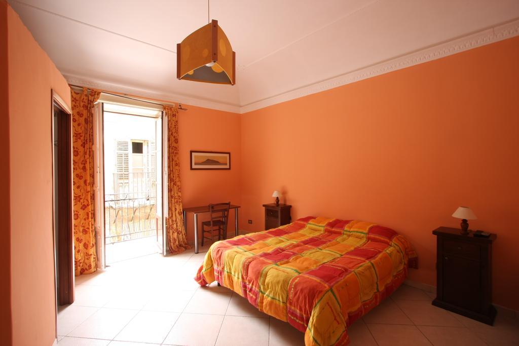 B&B Alla Vucciria Palermo Bilik gambar