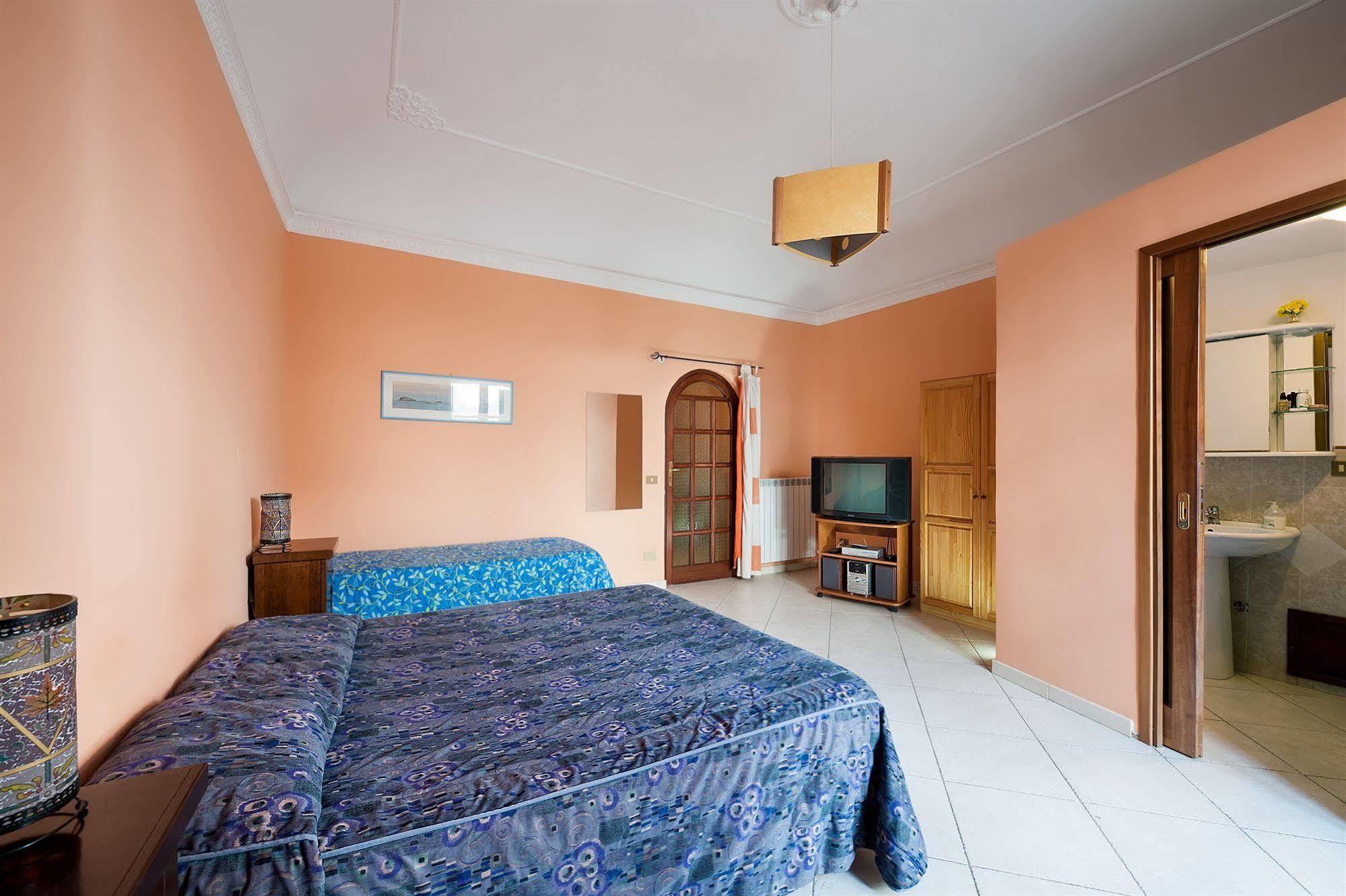B&B Alla Vucciria Palermo Luaran gambar