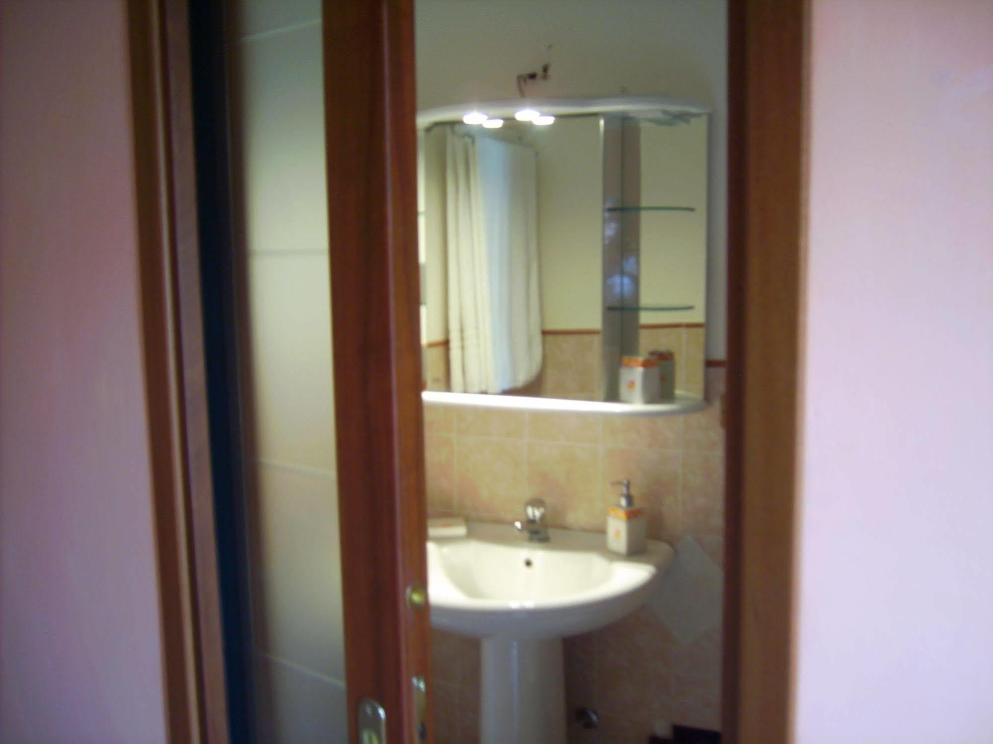 B&B Alla Vucciria Palermo Luaran gambar